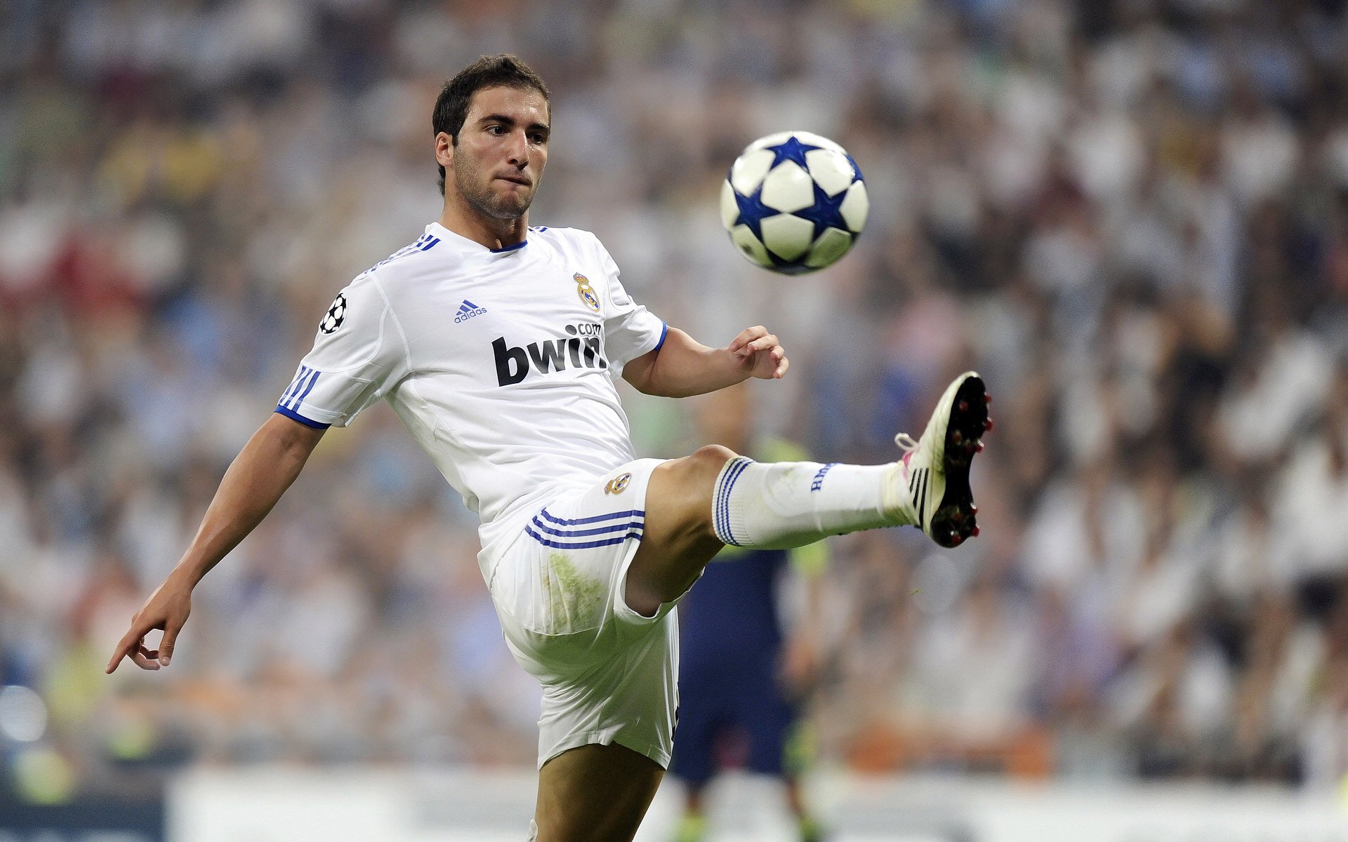 东决关键战之夜，基耶萨统治全场，当孤勇者成为交响乐指挥家