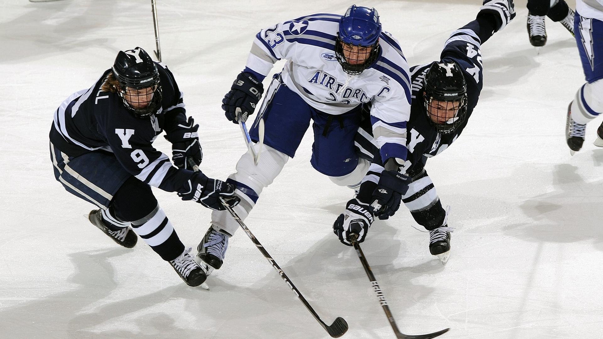 开云体育登录-欧冠淘汰赛之夜，武切维奇完成自我救赎