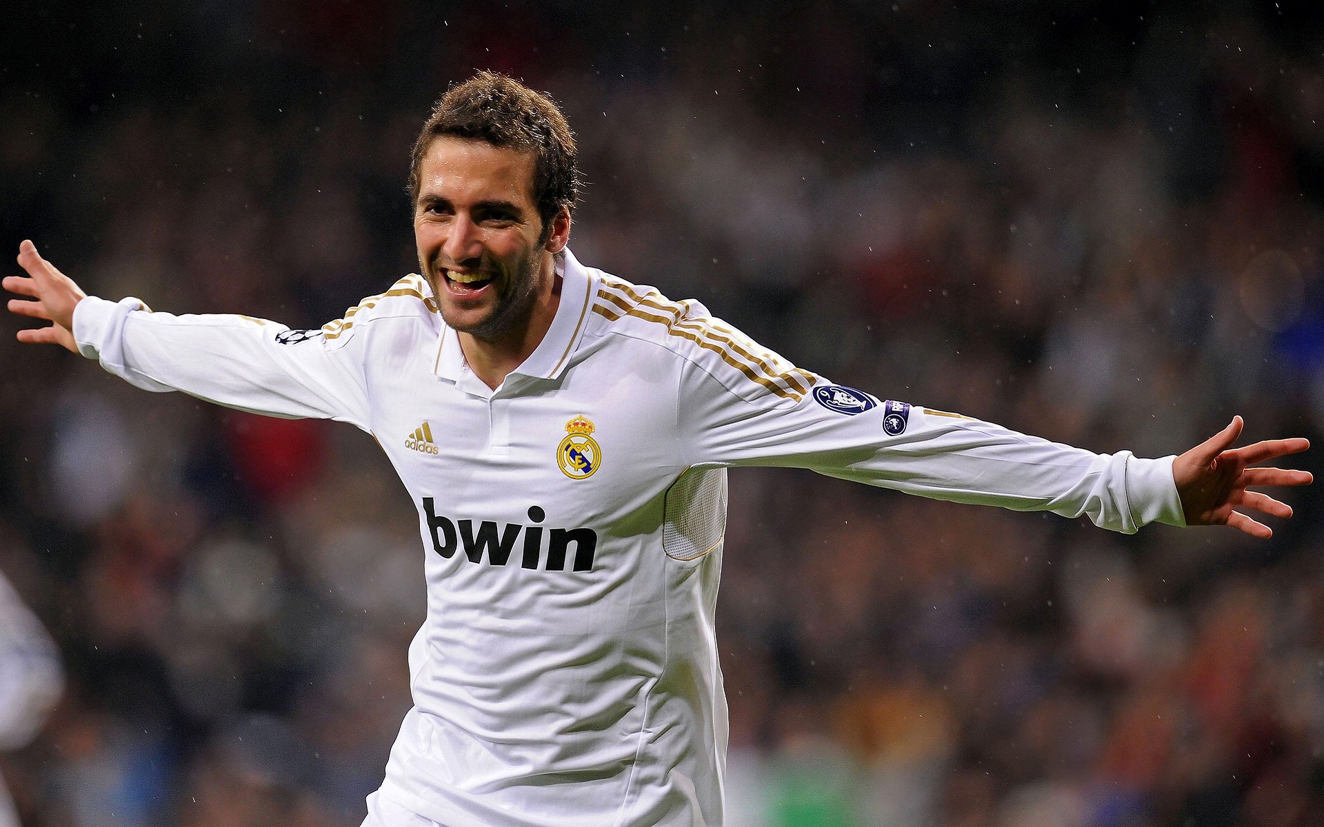 开云体育平台APP-绝杀秘鲁！恩佐的最后一脚，踢碎了南美足球的百年傲慢