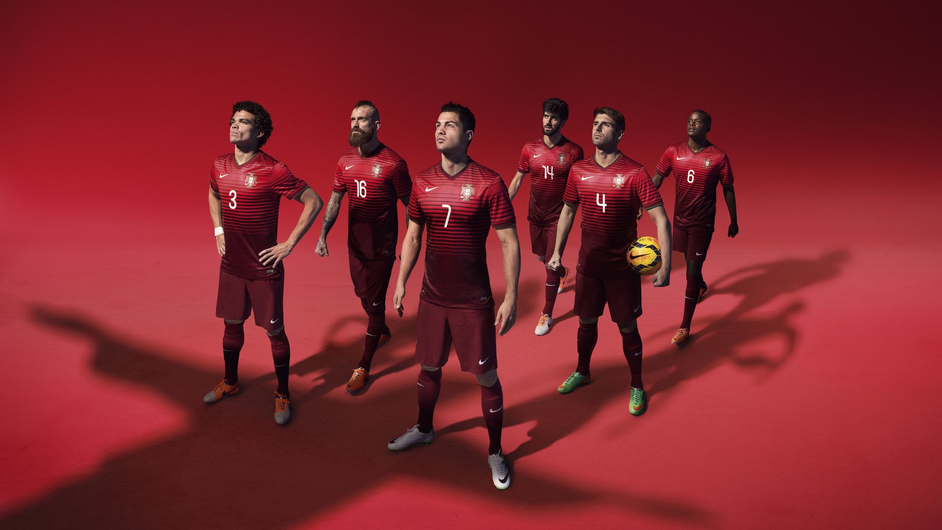 开云体育2026-特奥圣火映红安菲尔德，当利物浦遇见加拿大，足球点燃的不只是赛场